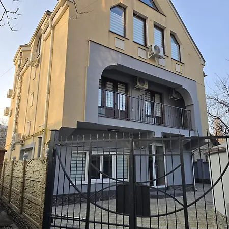 Small House Aparthotel
